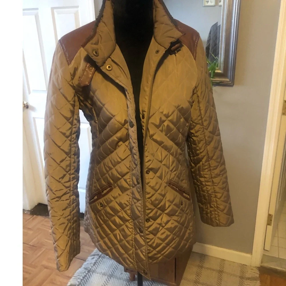 Quilted Ralph Lauren jacket ! Waist length, leather details. - Picture 1 of 9